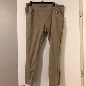 Time and Tru Khaki Jeggings!